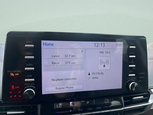 Used 2022 Toyota Sienna XLE AWD/4WD image 26