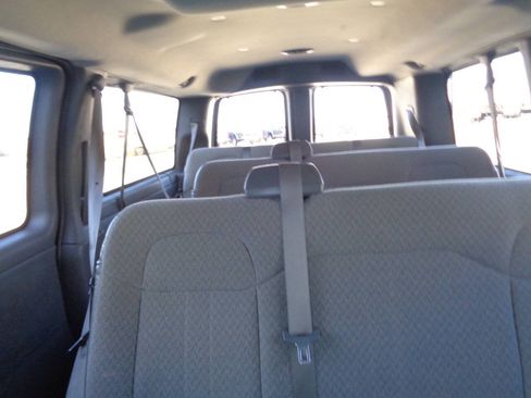 Used 2014 Chevrolet Express 3500 LT w/ LT Preferred Equipment Group RWD image 26