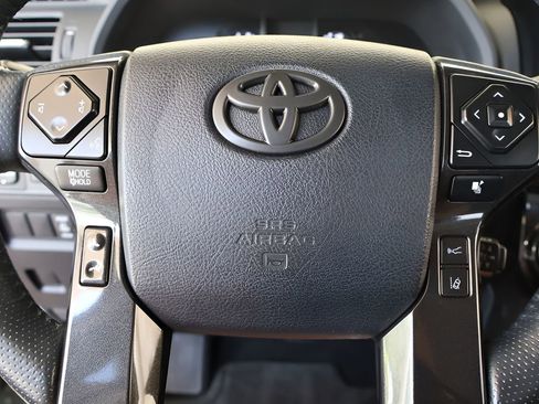 Used 2023 Toyota 4Runner TRD Off-Road Premium w/ Moonroof Package AWD/4WD image 21