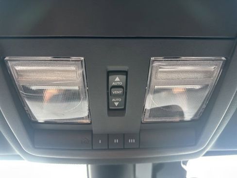 Used 2018 Dodge Challenger GT w/ Driver Convenience Group image 24