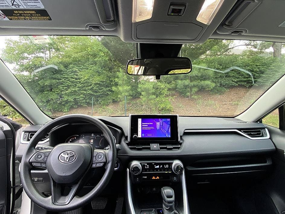 Certified 2025 Toyota RAV4 XLE AWD/4WD image 22