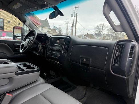 Used 2016 Chevrolet Silverado 3500 W/T w/ WT Convenience Package image 7