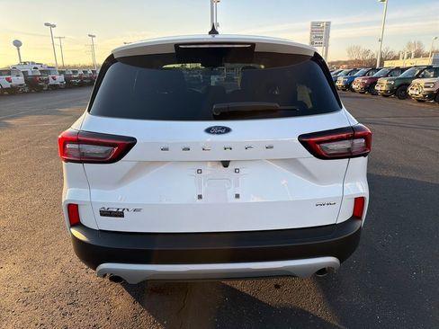 Used 2025 Ford Escape Active image 4