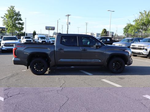 Used 2026 Toyota Tundra Platinum w/ TRD Off-Road Package AWD/4WD image 11
