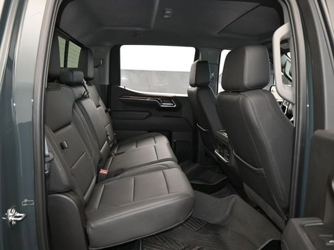 Used 2025 Chevrolet Silverado 1500 LT Trail Boss w/ Convenience Package II image 40