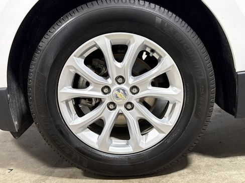 Used 2021 Chevrolet Equinox LS w/ LS Convenience Package FWD image 26