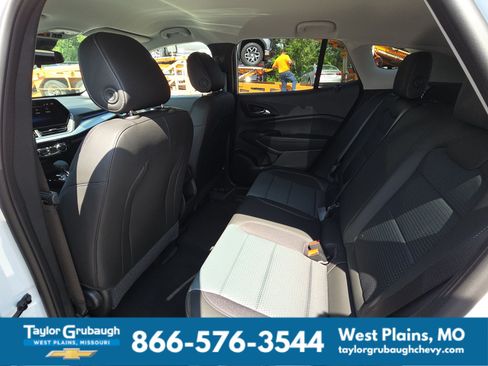 New 2026 Chevrolet Trax LT FWD image 28