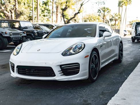 Used 2016 Porsche Panamera GTS AWD/4WD image 2