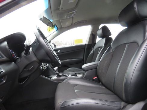 Used 2018 Kia Optima S image 10