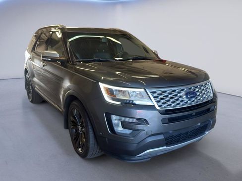 Used 2016 Ford Explorer Platinum AWD/4WD image 1