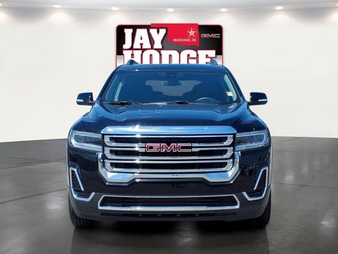Used 2023 GMC Acadia SLE w/ Driver Convenience Package FWD image 2
