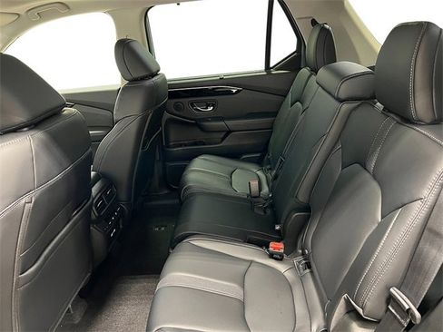 New 2025 Honda Pilot Touring image 29