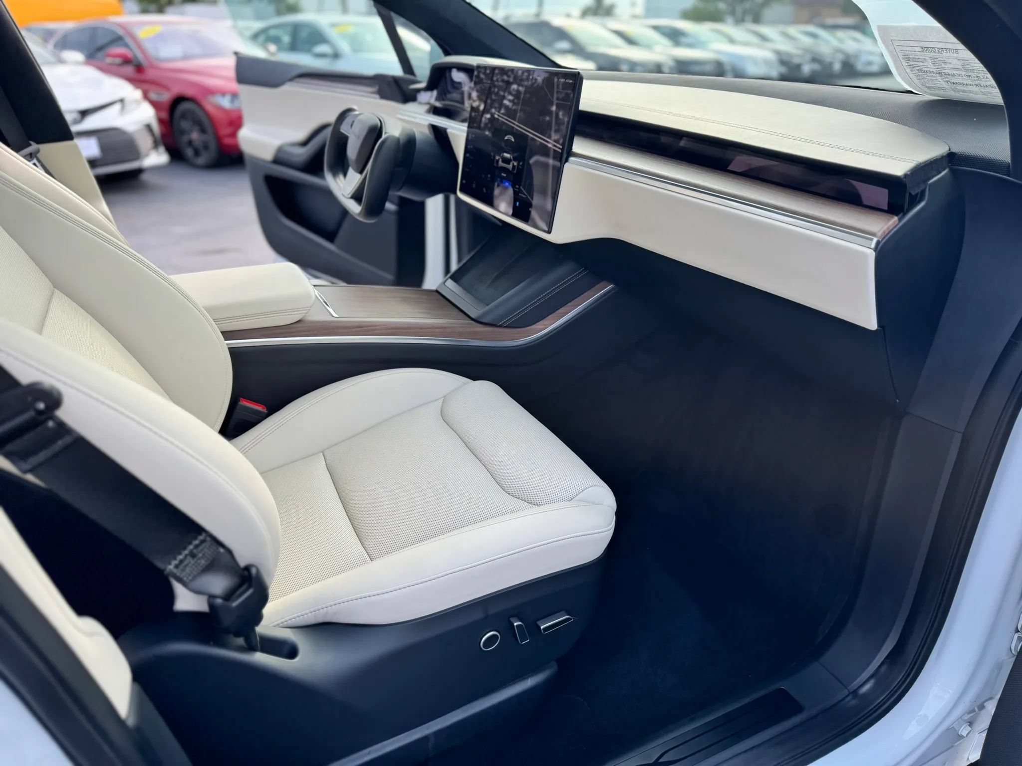 Used 2022 Tesla Model X AWD/4WD image 12
