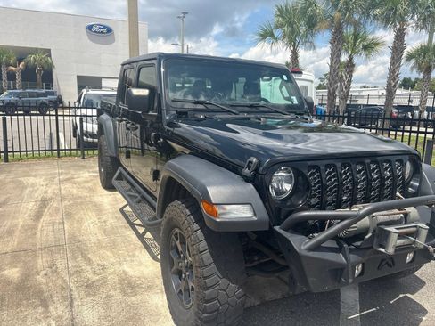 Used 2023 Jeep Gladiator Sport AWD/4WD image 1