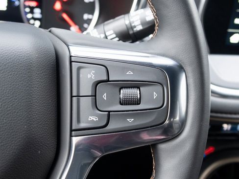 Used 2024 Chevrolet Blazer Premier image 8