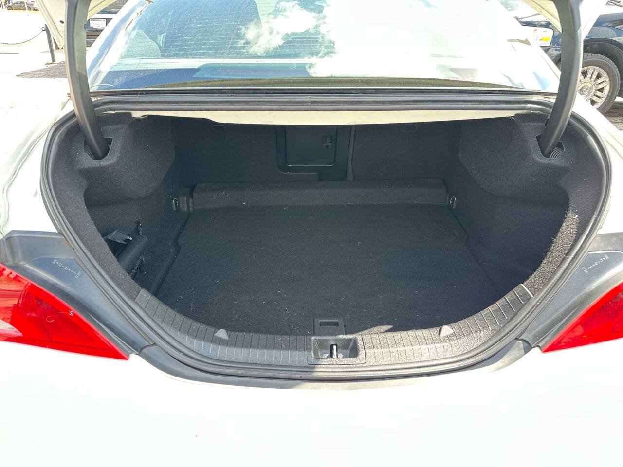 Used 2015 Mercedes-Benz CLA 250 image 21