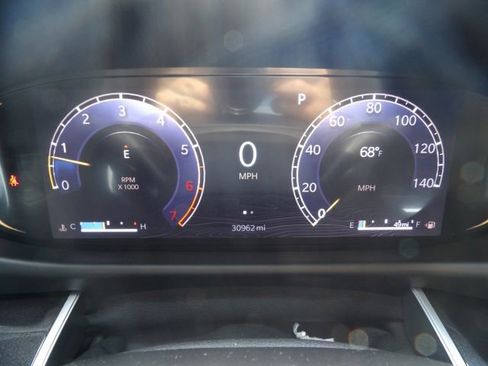 Used 2024 Jeep Wagoneer 4WD w/ Premium Group I image 20