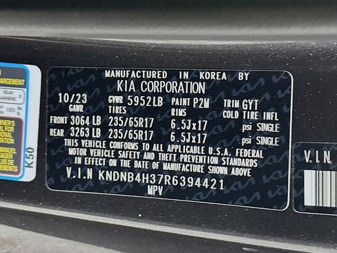 Used 2024 Kia Carnival LX image 12