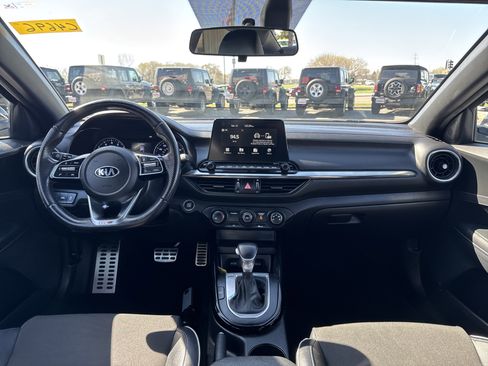 Used 2020 Kia Forte GT-Line FWD image 28