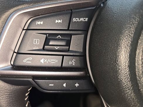 Certified 2025 Subaru Ascent Limited image 32