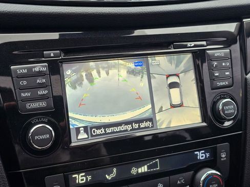 Used 2017 Nissan Rogue Sport SL w/ SL Premium Package image 11