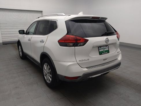 Used 2017 Nissan Rogue SV AWD/4WD image 5