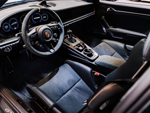 Used 2025 Porsche 911 GT3 RS RWD image 4