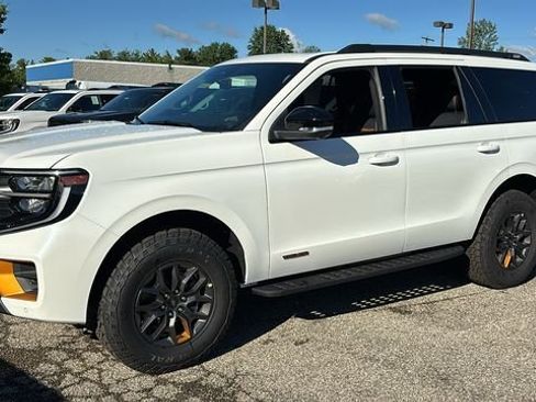 New 2026 Ford Expedition Tremor AWD/4WD image 2