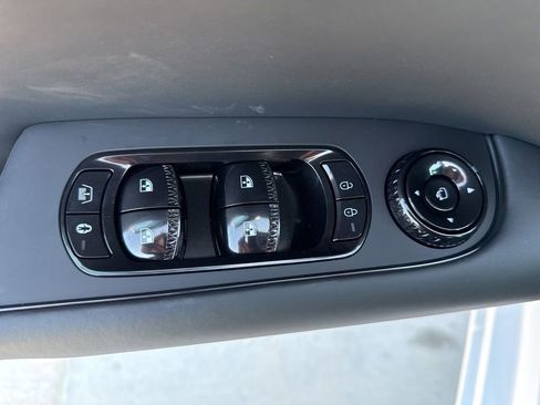 New 2026 Genesis G90 3.5T Prestige image 21