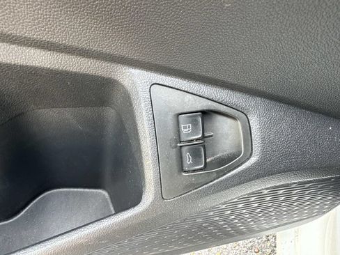 Used 2024 Volkswagen Jetta SE w/ Panoramic Sunroof Package FWD image 24