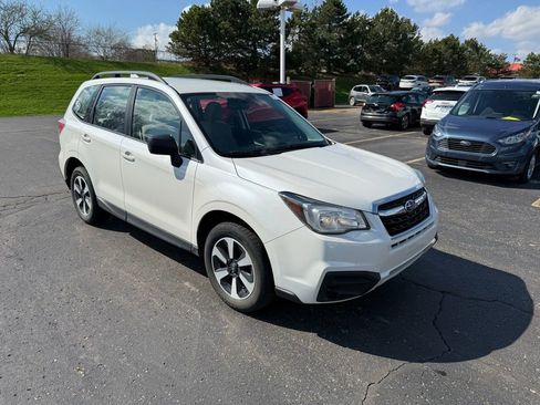 Used 2018 Subaru Forester 2.5i w/ Alloy Wheel Package image 4