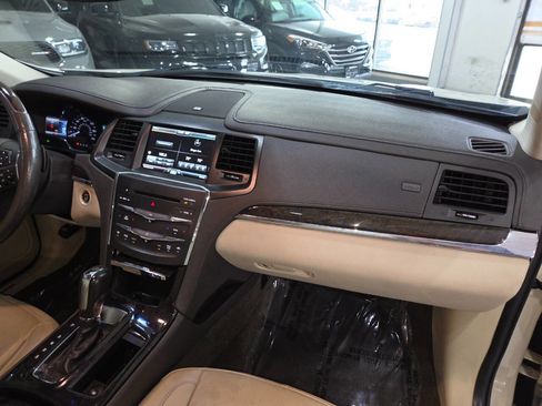 Used 2015 Lincoln MKS AWD w/ Equipment Group 101A image 30