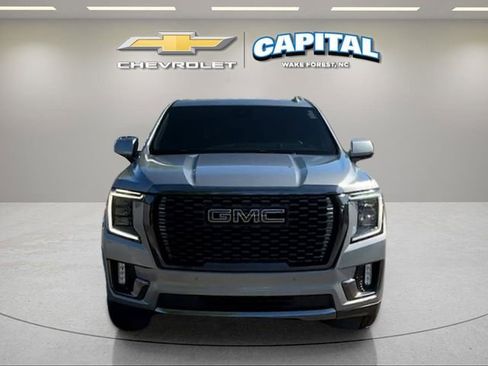 Used 2023 GMC Yukon Denali Ultimate AWD/4WD image 8