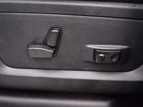 Used 2024 RAM 3500 Big Horn w/ Night Edition image 27