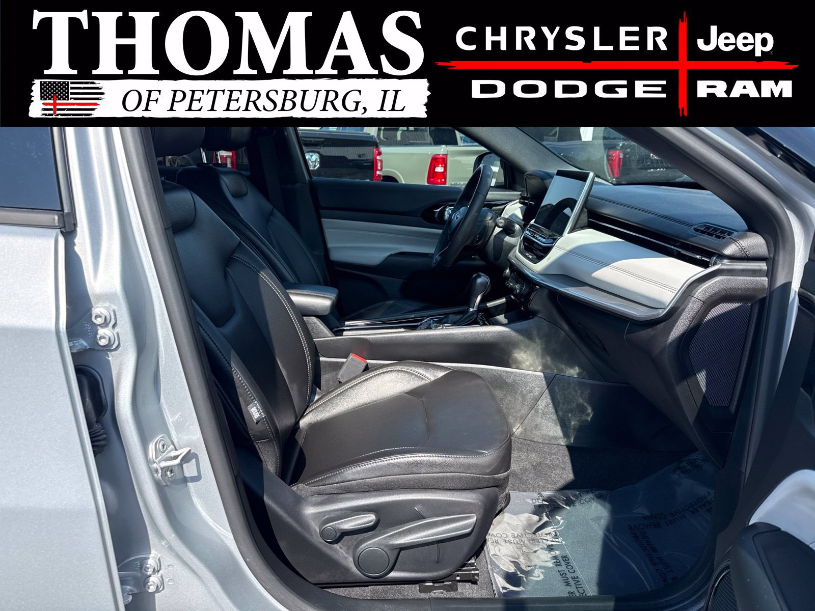 Used 2025 Jeep Compass Limited w/ Sun & Sound Group AWD/4WD image 27