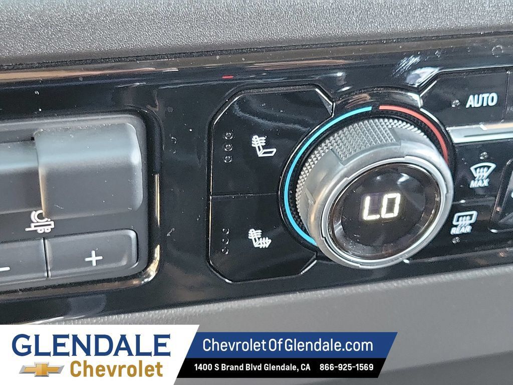 Used 2024 Chevrolet Silverado 1500 LT Trail Boss w/ LT Trail Boss Premium Package AWD/4WD image 30