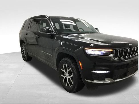 Used 2024 Jeep Grand Cherokee L Limited w/ Luxury Tech Group II image 4