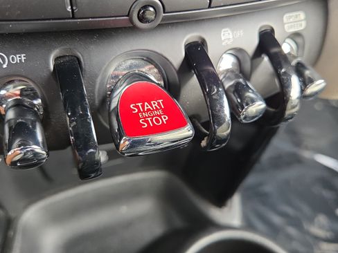 Used 2023 MINI Cooper S FWD image 39