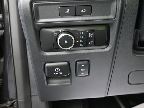 Certified 2024 Ford Expedition Limited AWD/4WD image 12