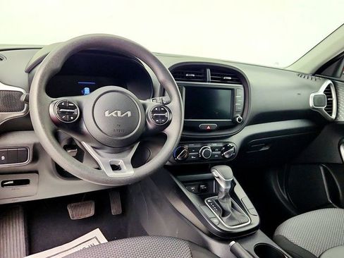 Used 2024 Kia Soul LX w/ Option Group 015 FWD image 12