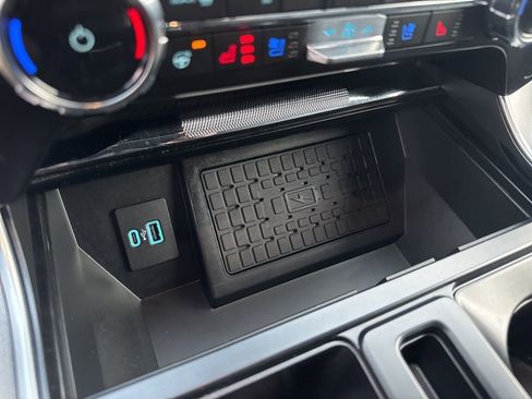 Certified 2023 Ford F150 Platinum w/ Equipment Group 701A High image 34