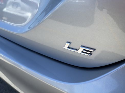 Used 2024 Toyota Camry LE FWD image 7