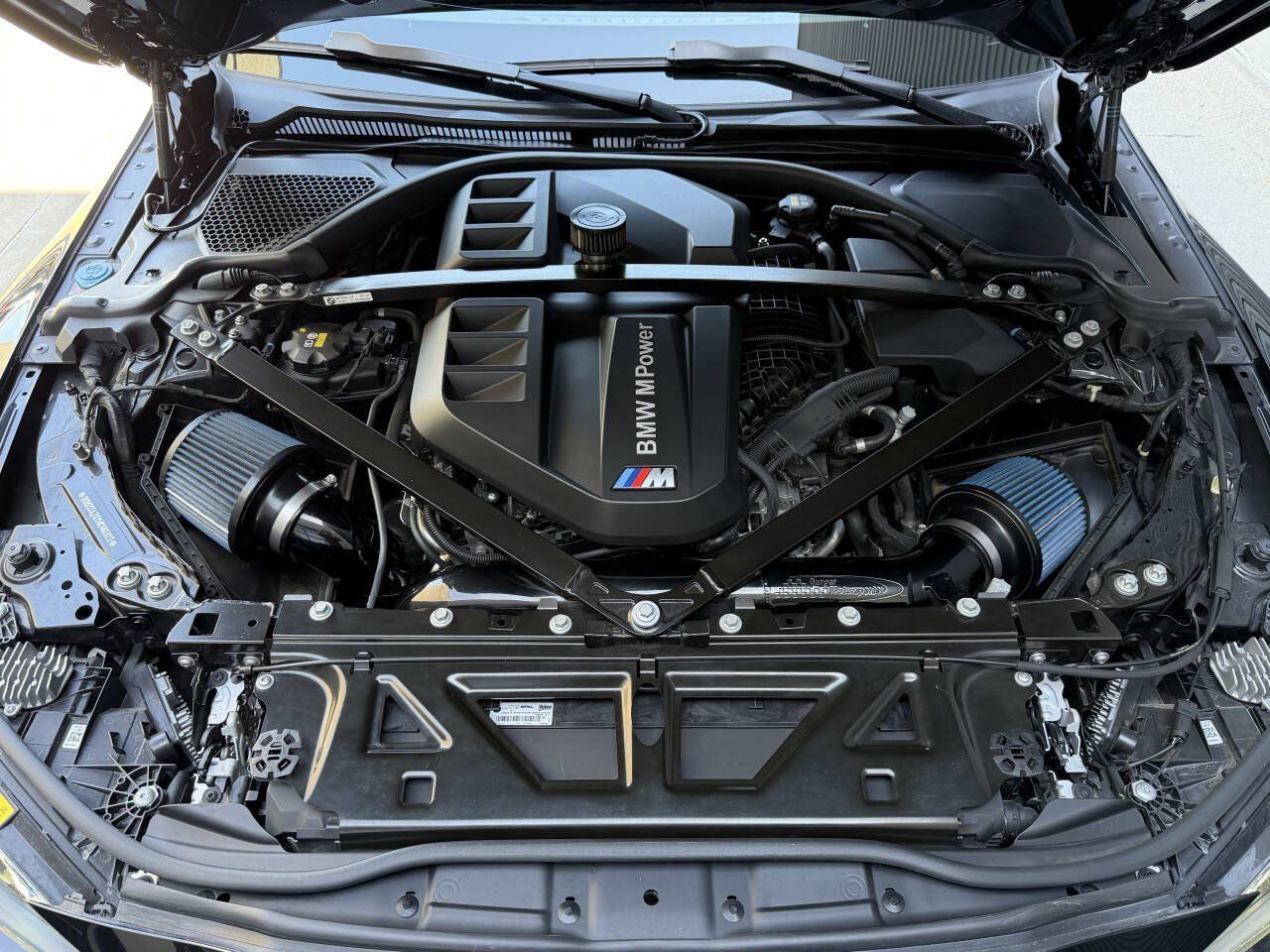 Used 2021 BMW M4 Competition w/ Executive Package RWD image 32