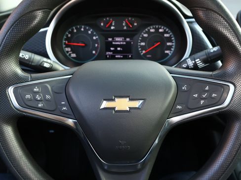 Used 2024 Chevrolet Malibu LT image 12