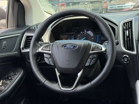 Used 2024 Ford Edge SEL w/ Convenience Package AWD/4WD image 6