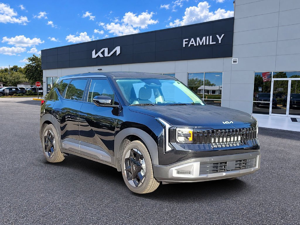 New 2027 Kia Seltos S FWD 360° Tour