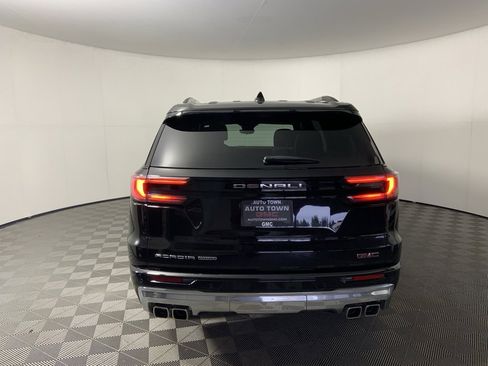 Used 2026 GMC Acadia Denali w/ Super Cruise Package image 8