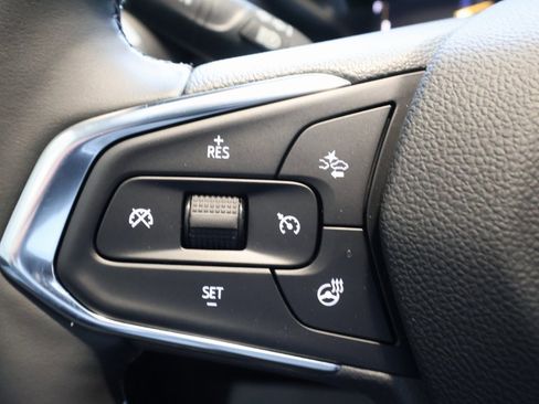 New 2026 Chevrolet Trax LT w/ LT Convenience Package image 16