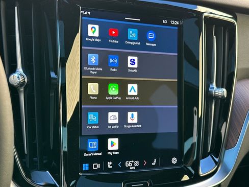 Used 2023 Volvo S60 T8 Plus w/ Climate Package image 20