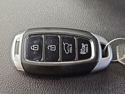 Used 2021 Hyundai Kona Limited w/ Cargo Package FWD image 35